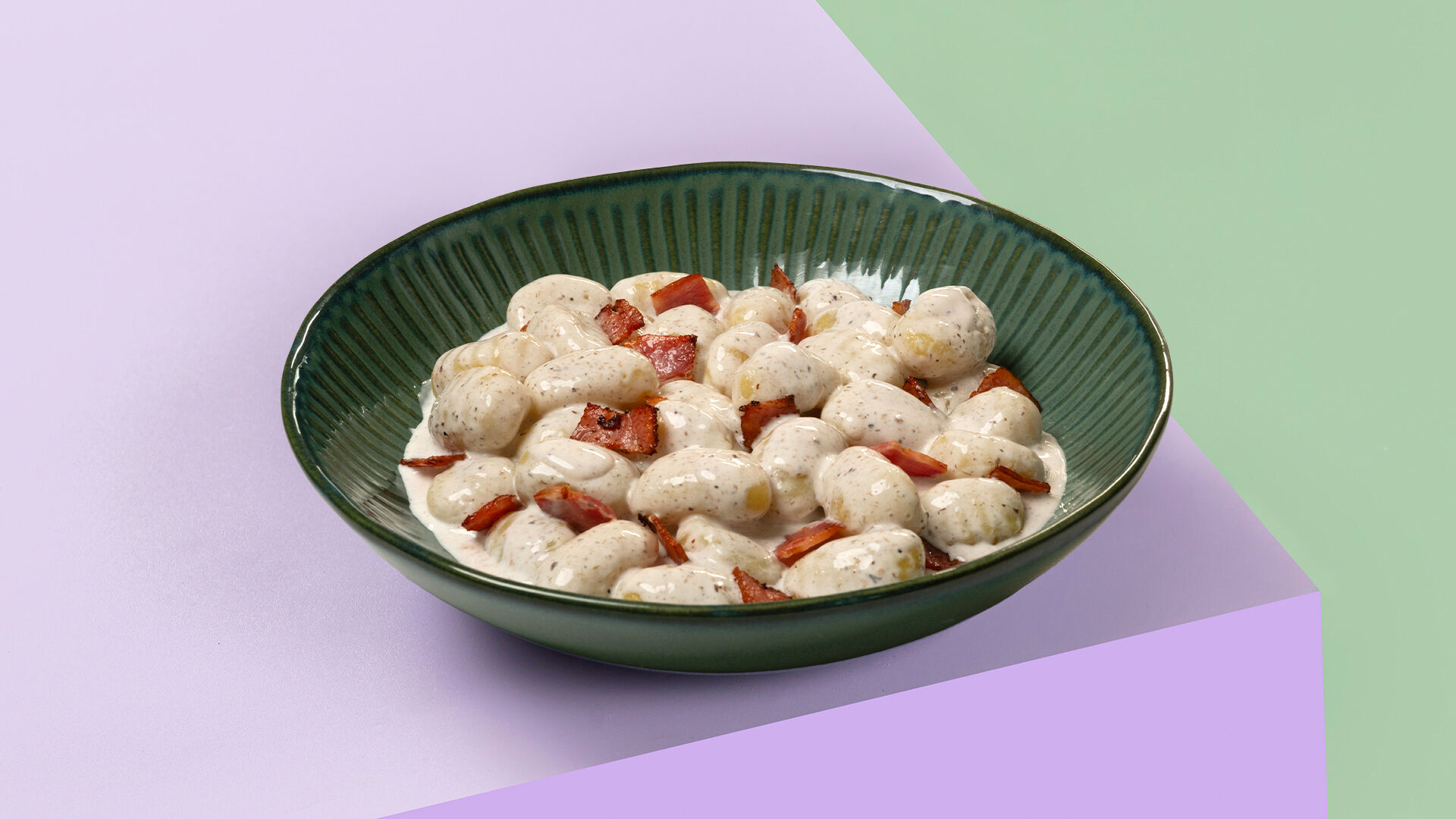 Νιόκι Truffle Bacon