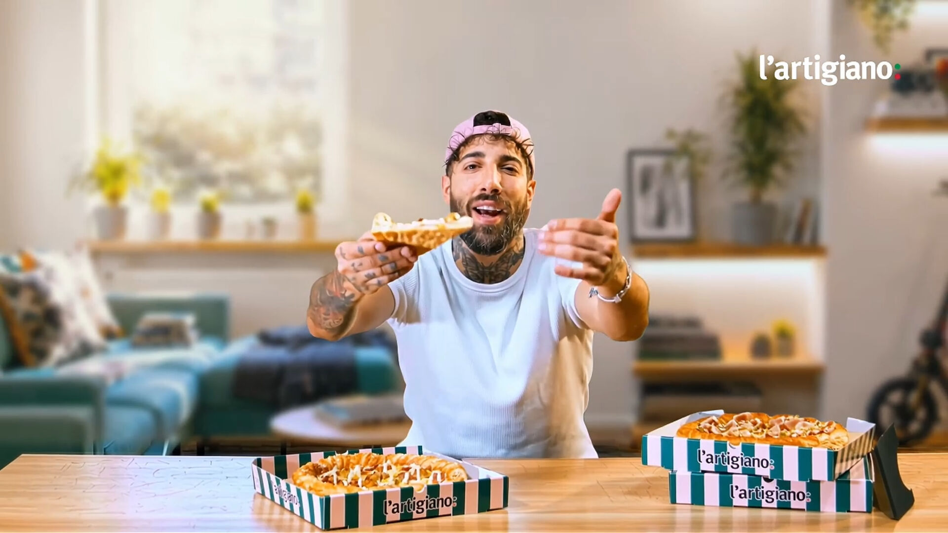 H l'artigiano και ο Papito λένε «Πάρ' το» για την πρώτη Pizza Croissant στην Ελλάδα!